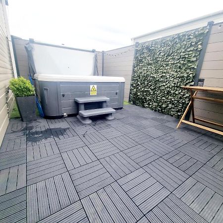Apple Tree Lodge Hot Tub 3 Bedroom 2 Bars Morpeth Eksteriør billede
